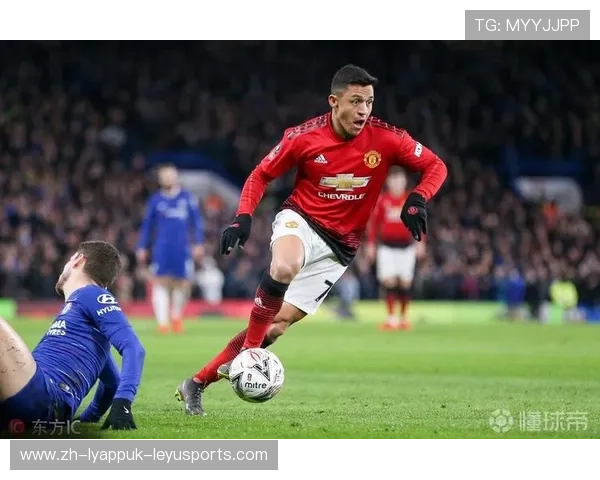 2017年桑切斯在英超使用的球鞋型号解析